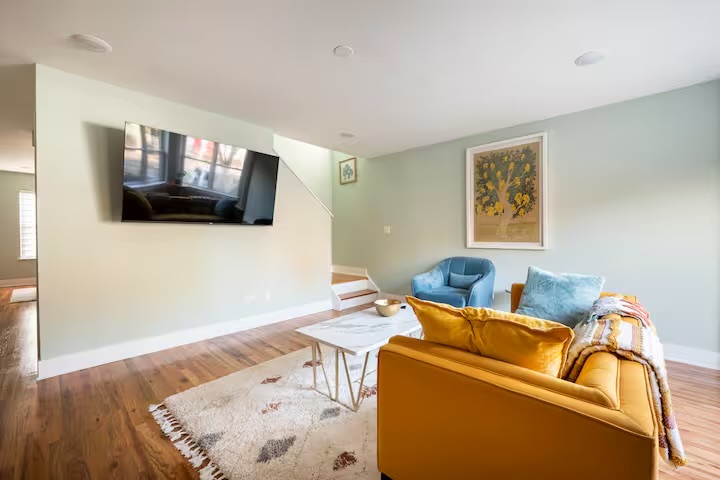 Photos of 719 E 40th St Chicago IL 60653