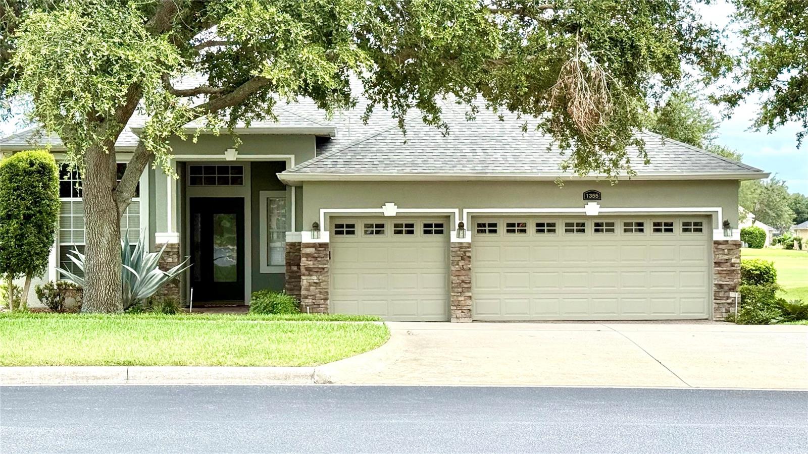 Photos of 1355 Misty Glen Ln Clermont FL 34711