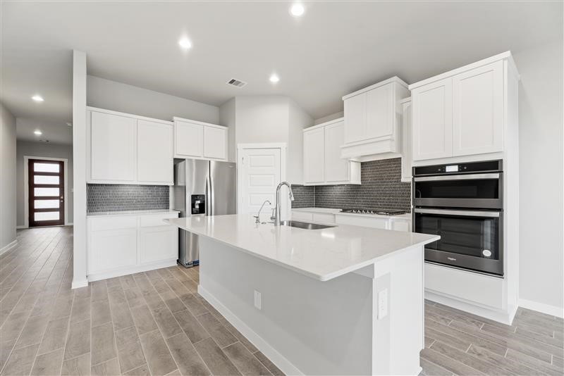 Photos of 913 Big Bend Drive League City TX 77573