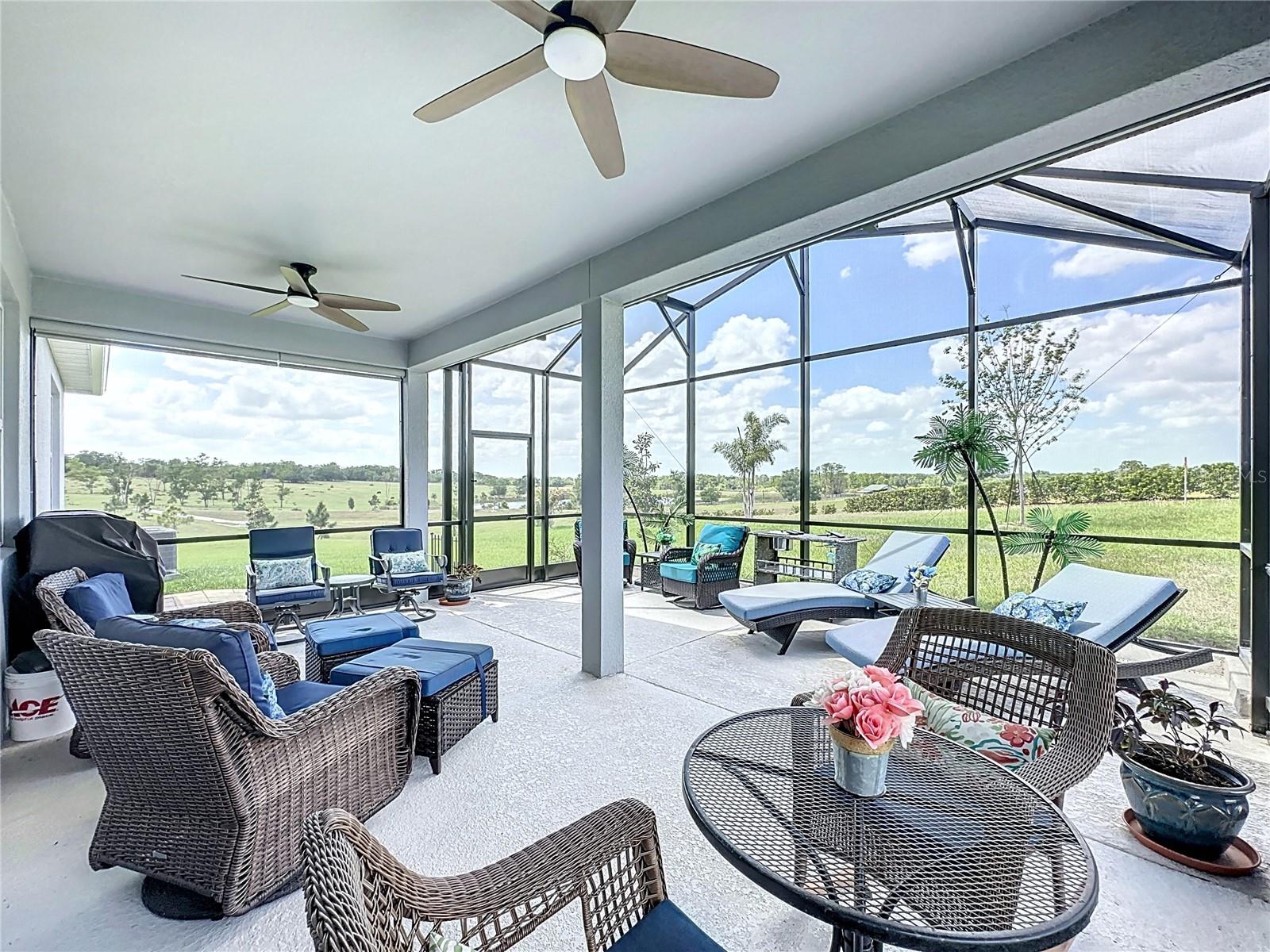 Photos of 1688 Littleleaf Boxwood Loop Mascotte FL 34753