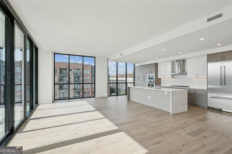 Photos of 2425 Peachtree Rd NE Unit 510 Atlanta GA 30305