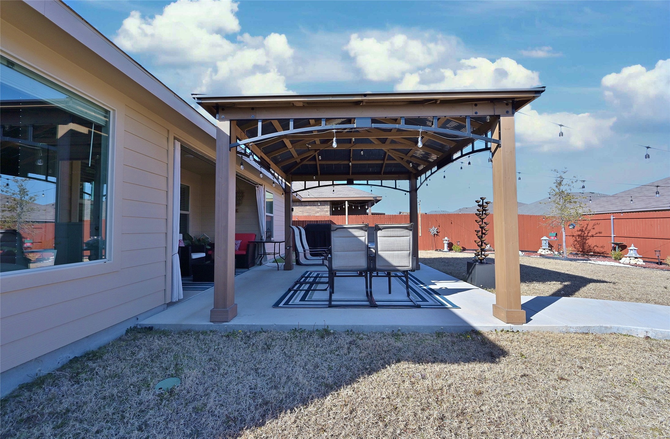 Photos of 2217 Denmark Ln Fort Worth TX 76108