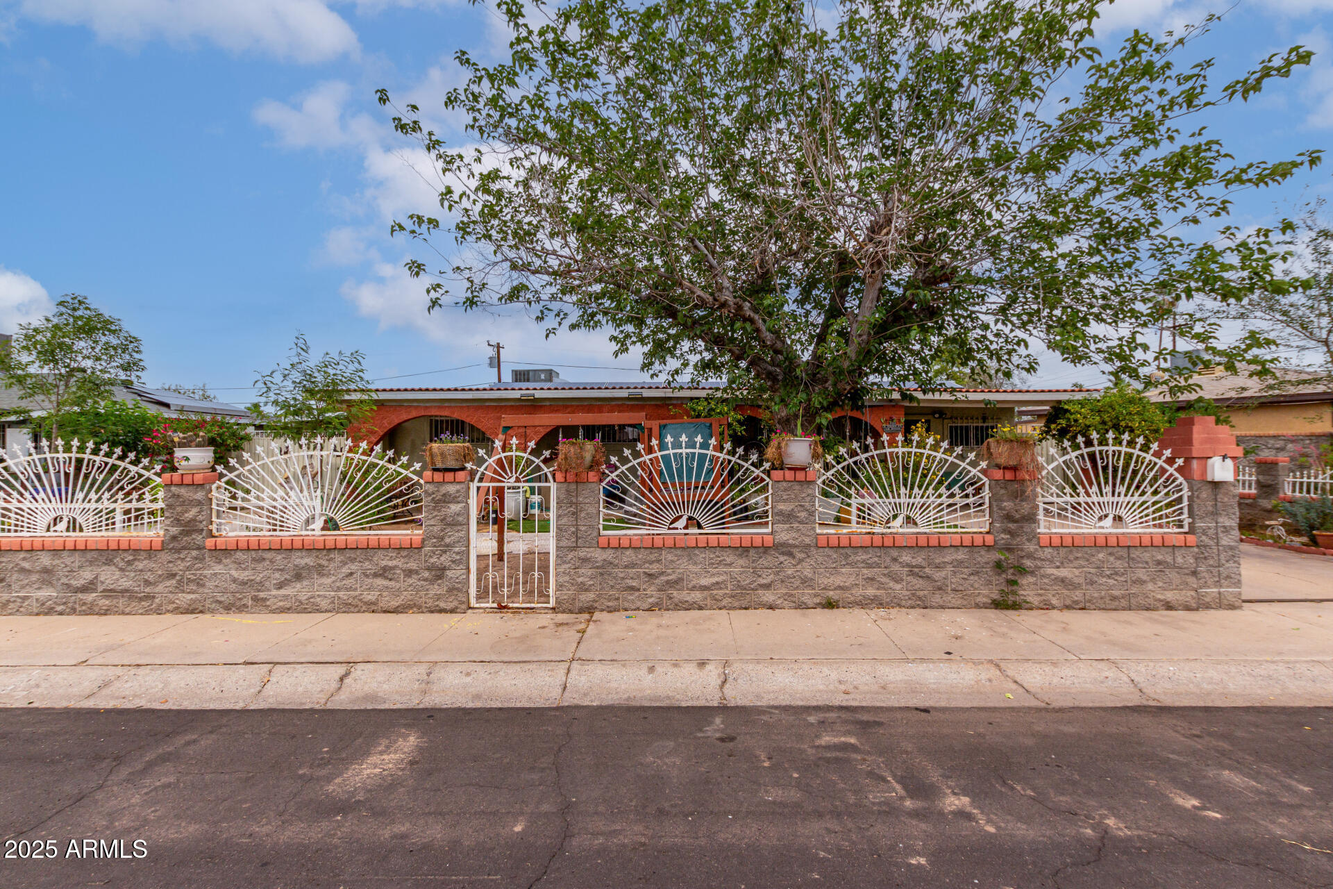 Photos of 3308 W Windsor Ave Phoenix AZ 85009