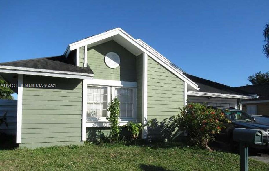 Photos of 14035 SW 103rd Ter Miami FL 33186