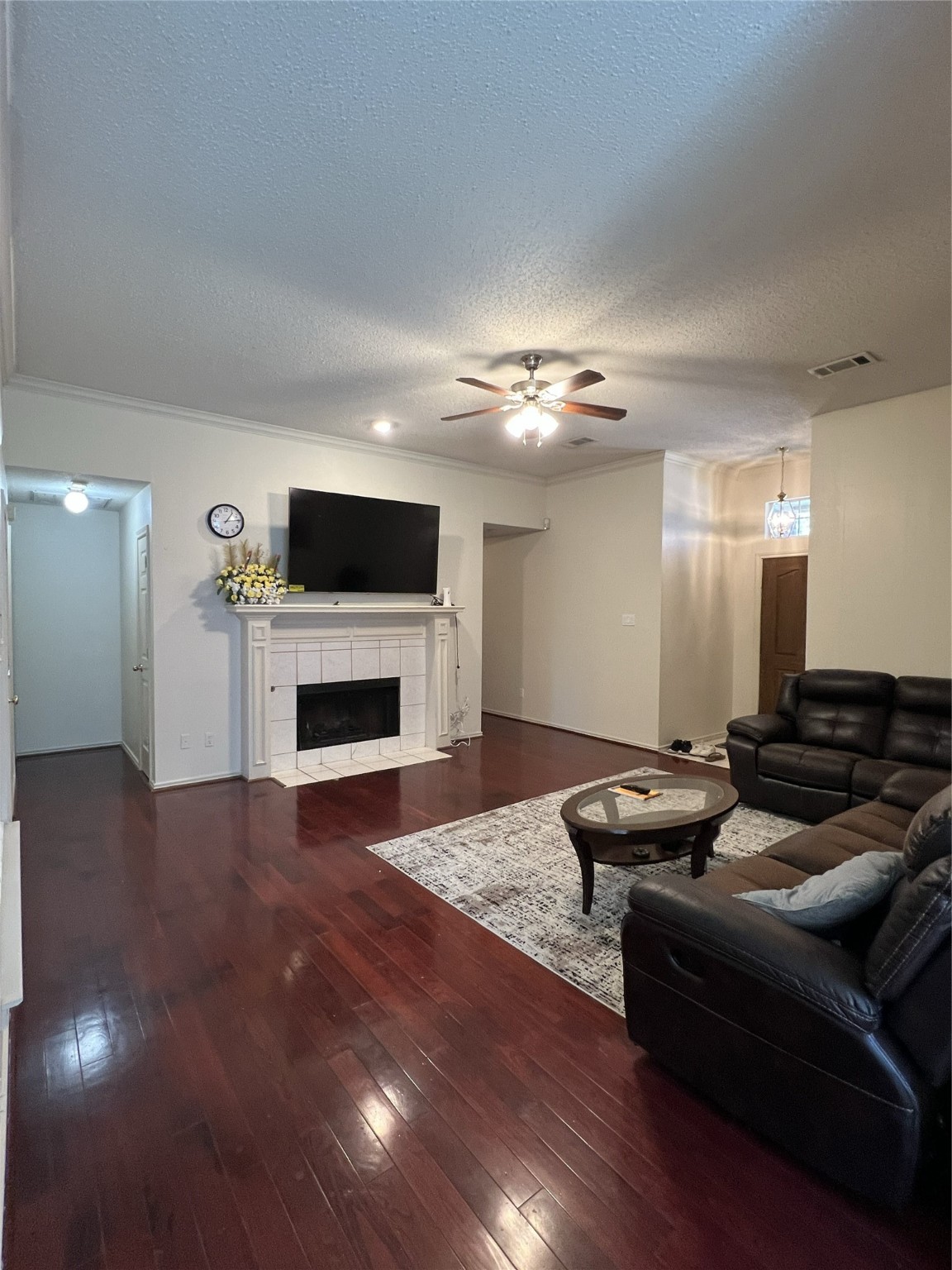 Photos of 806 Azalia Dr Lewisville TX 75067