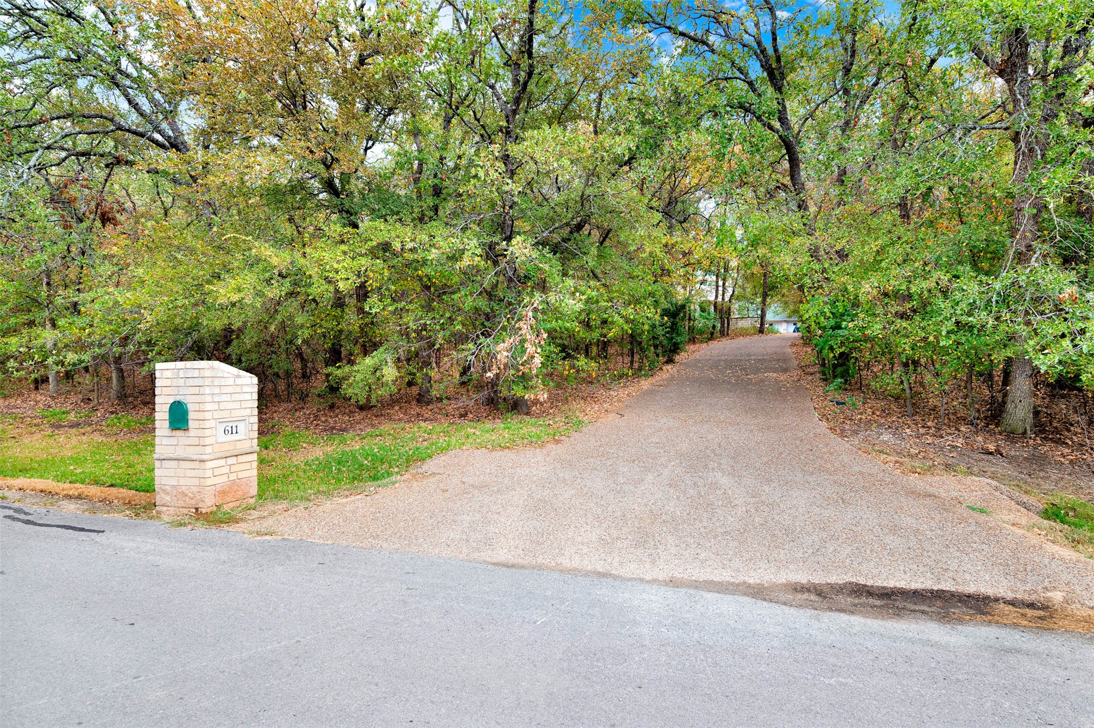 Photos of 611 Alexandrite Dr Oak Point TX 75068