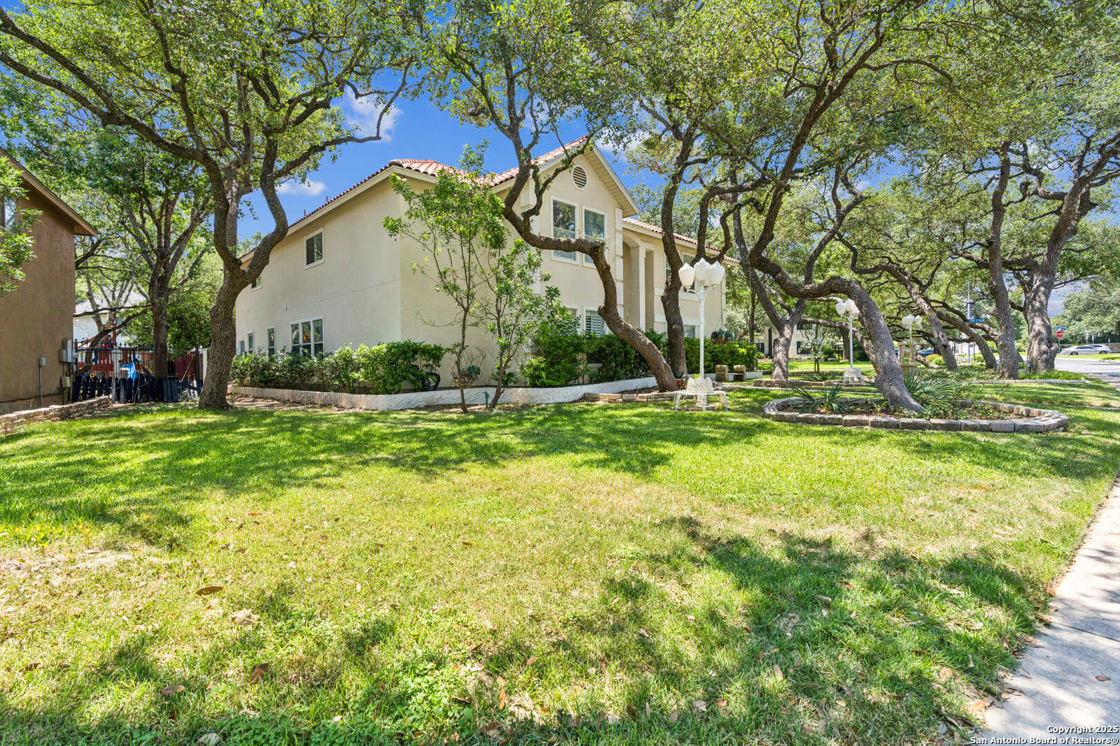 Photos of 2102 Border Mill Dr San Antonio TX 78230