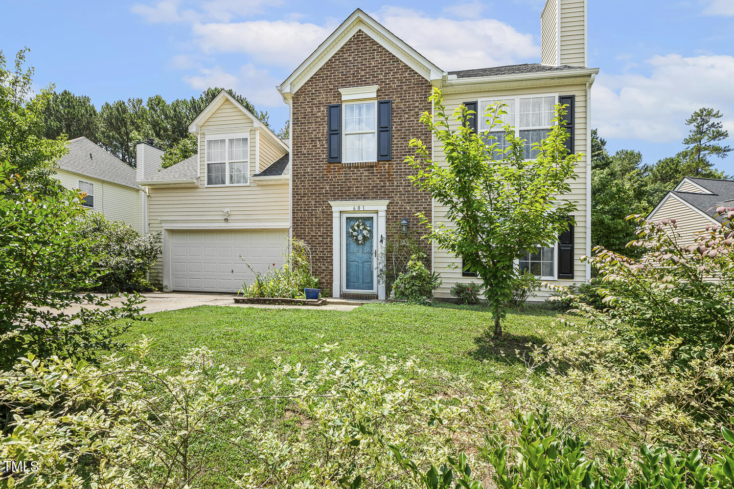 Photos of 601 Texanna Way Holly Springs NC 27540