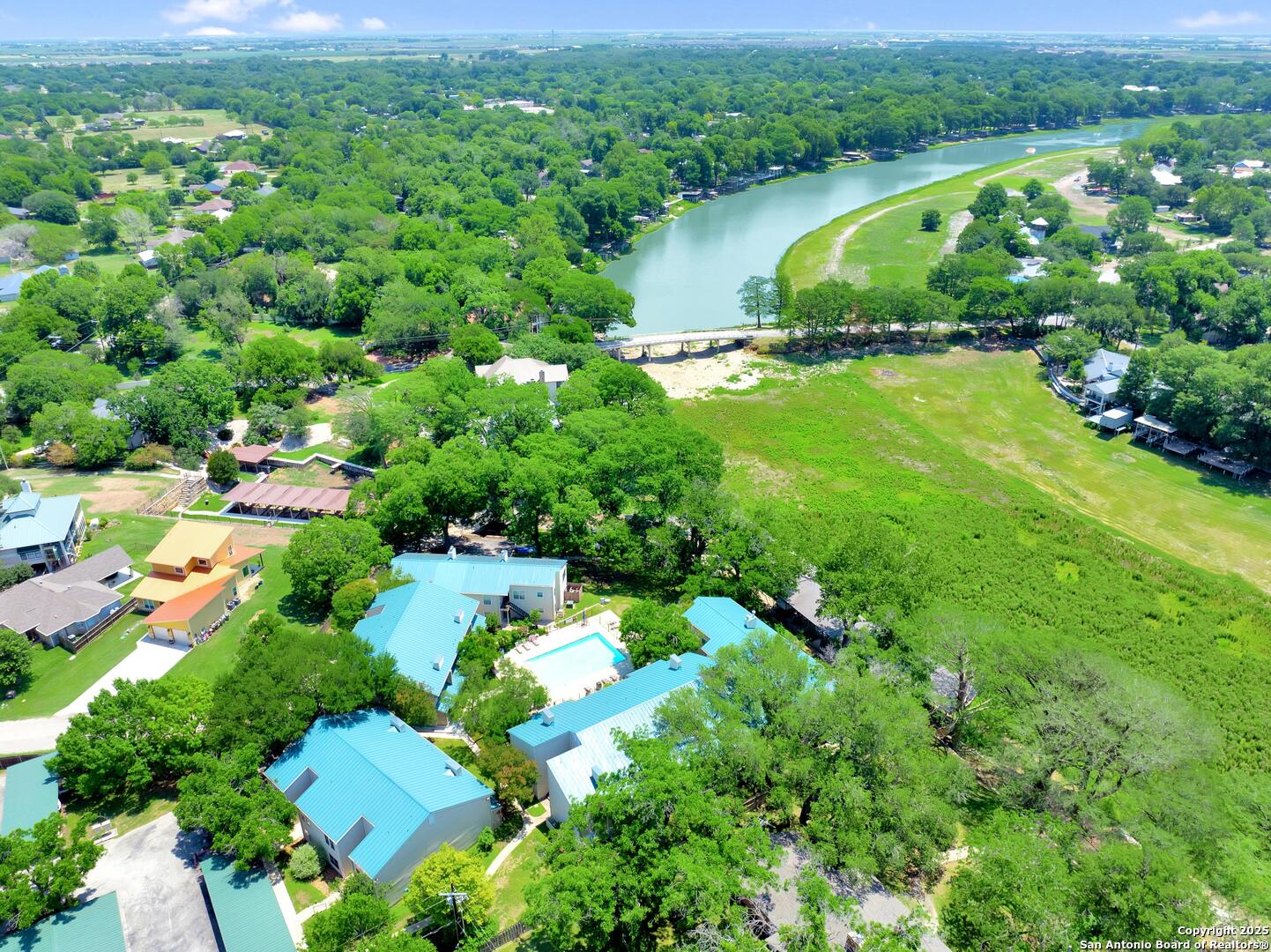 Photos of 551 Terminal Loop Rd Unit D3 Mc Queeney TX 78123