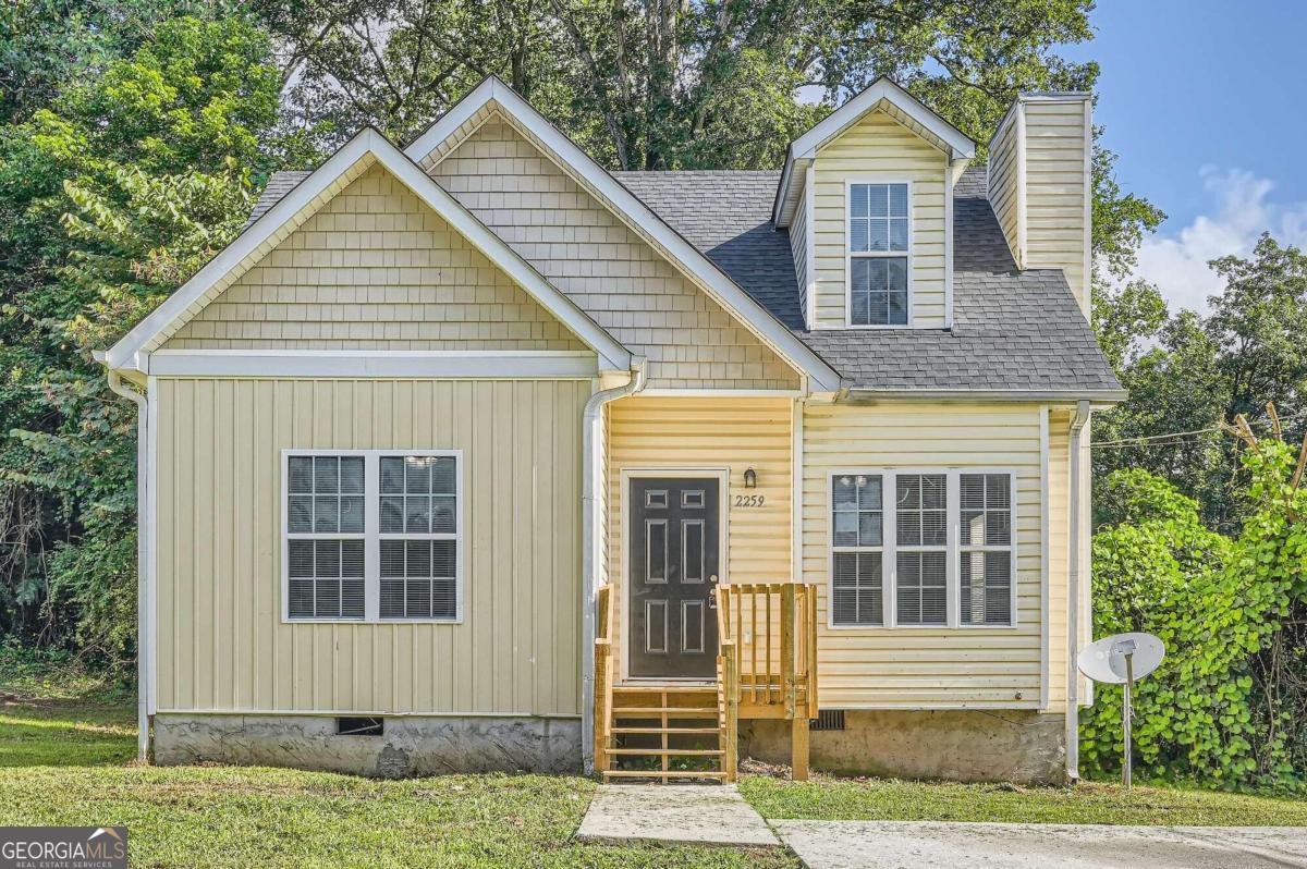 Photos of 2259 Sisk St NW Atlanta GA 30318