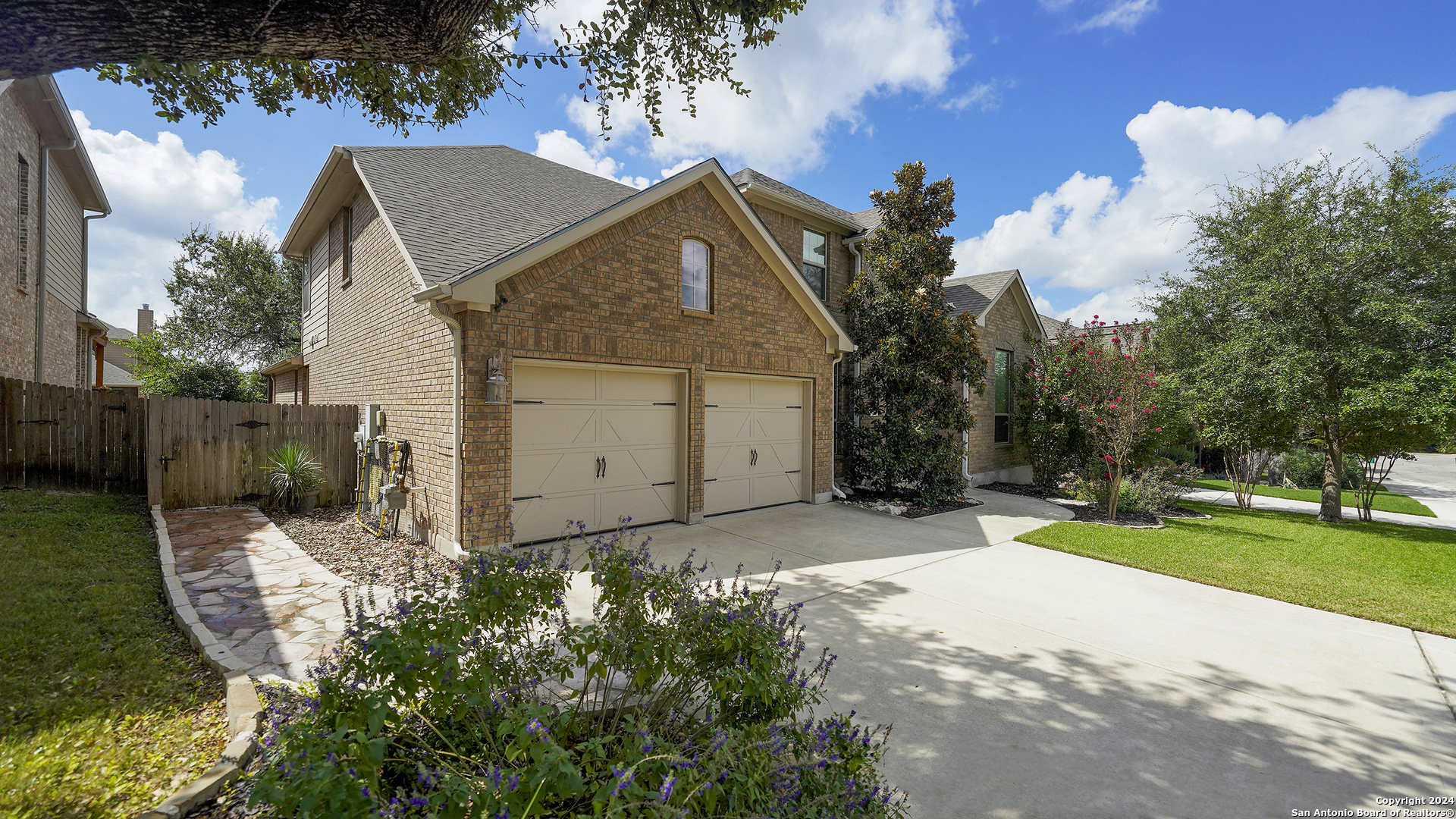 Photos of 8910 Azalea Pointe San Antonio TX 78255