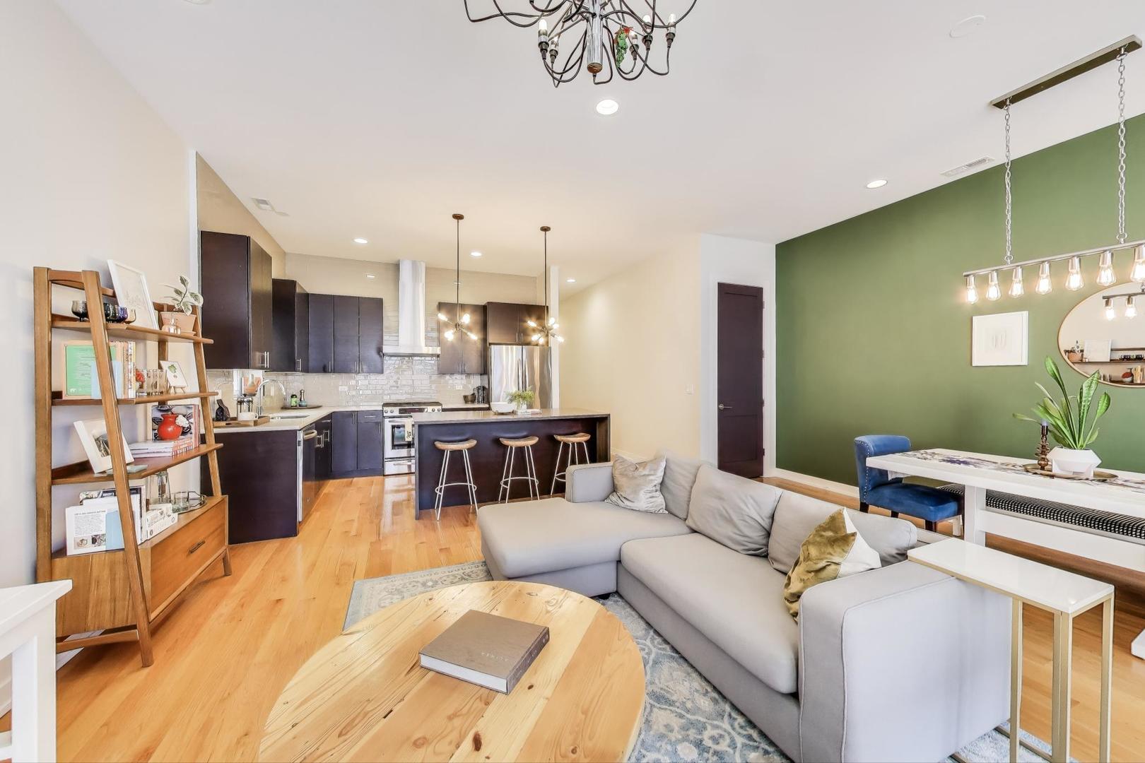 Photos of 2491 N Milwaukee Ave Apt 3N Chicago IL 60647