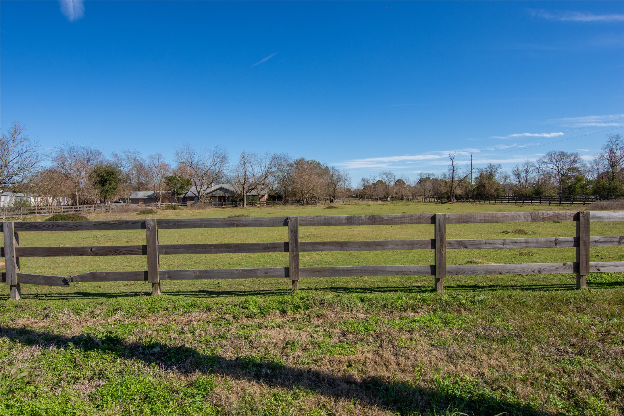 Photos of 21610 Mueschke Rd Tomball TX 77377