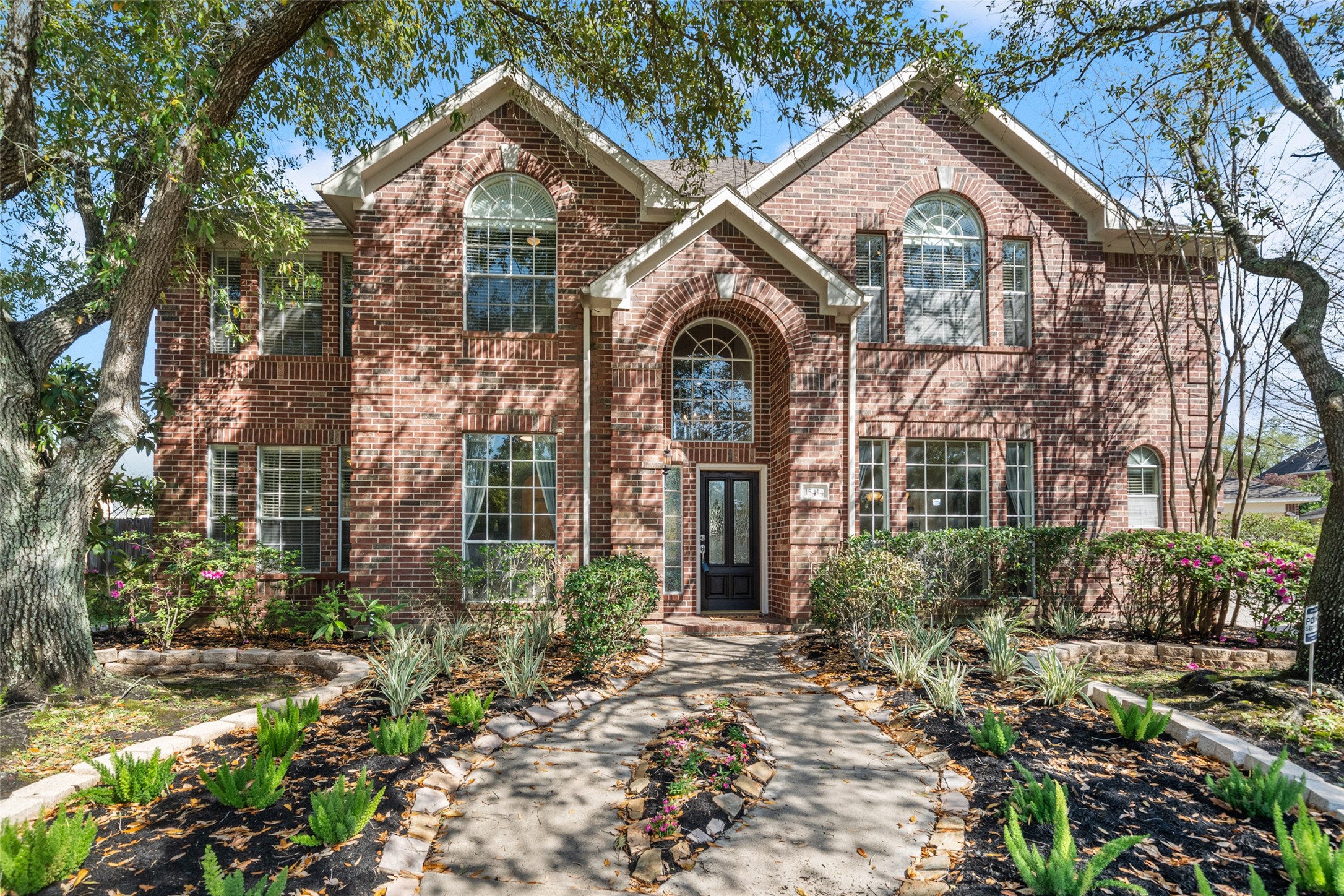 Photos of 15414 Tutbury Cir Houston TX 77044