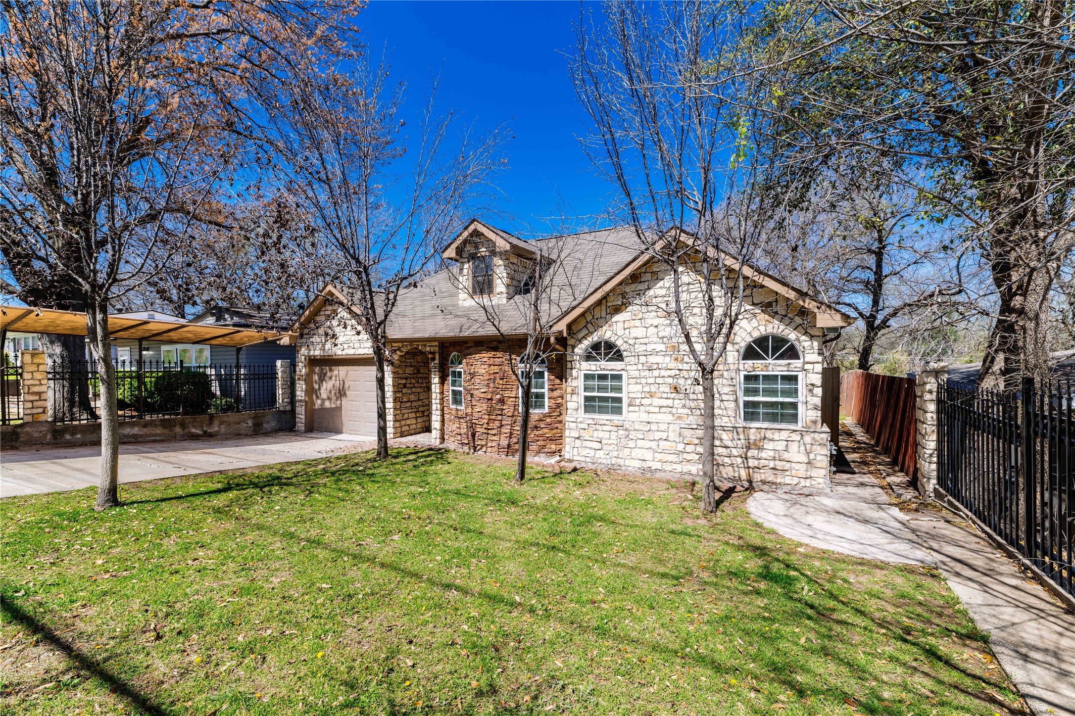 Photos of 4512 Fletcher Ave Fort Worth TX 76107