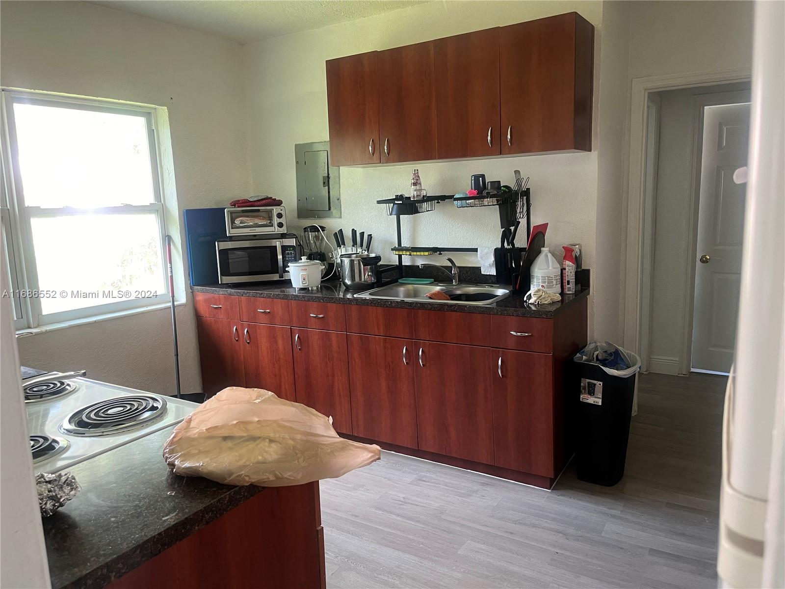 Photos of 831 NW 47th Ter Miami FL 33127