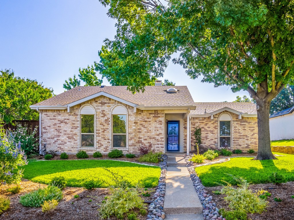 Photos of 2624 Briar Hill Dr Carrollton TX 75007