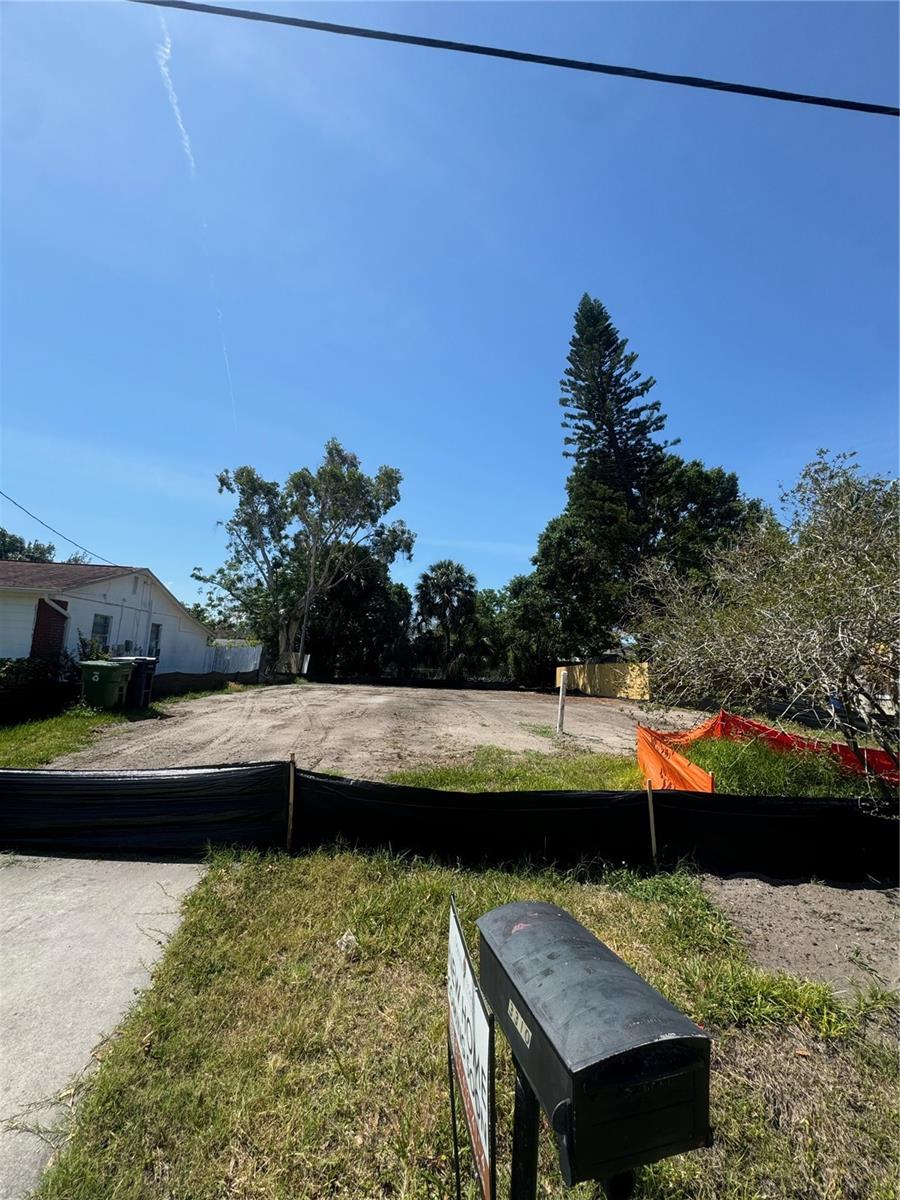 Photos of 3310 W Rogers Ave Tampa FL 33611