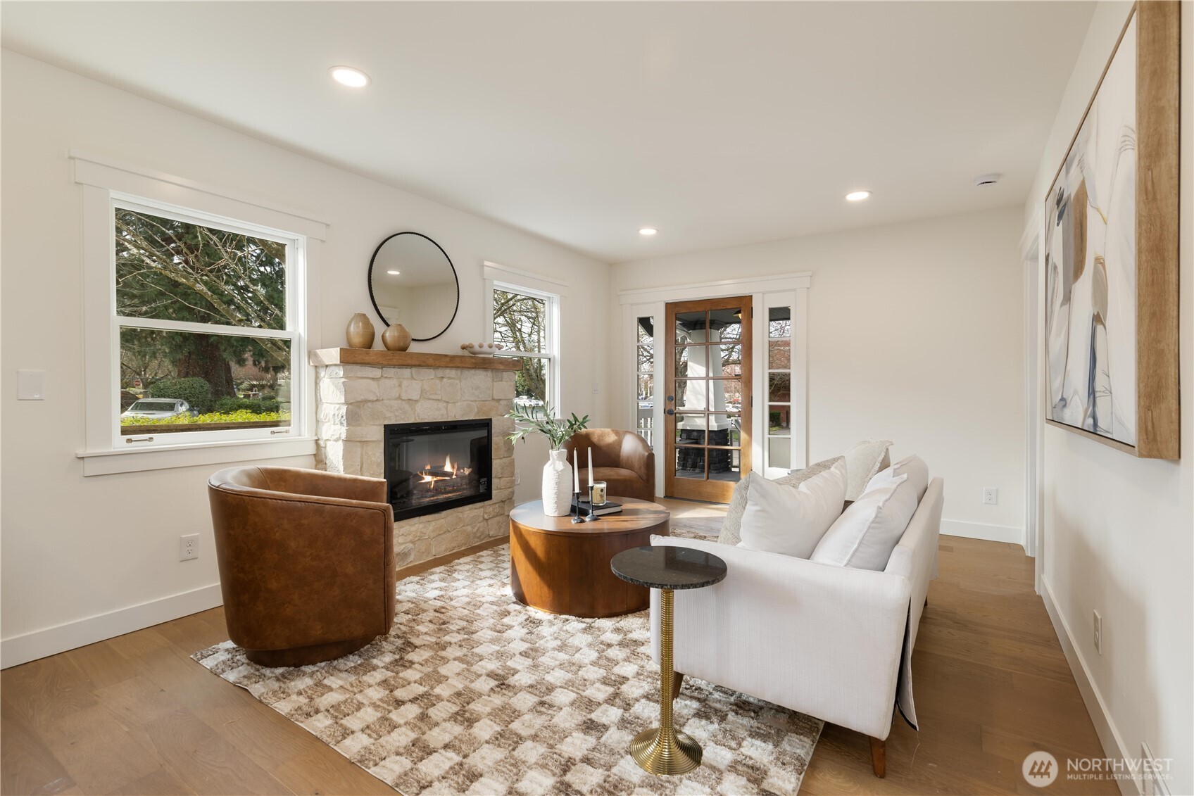 Photos of 41 W Cremona St Seattle WA 98119