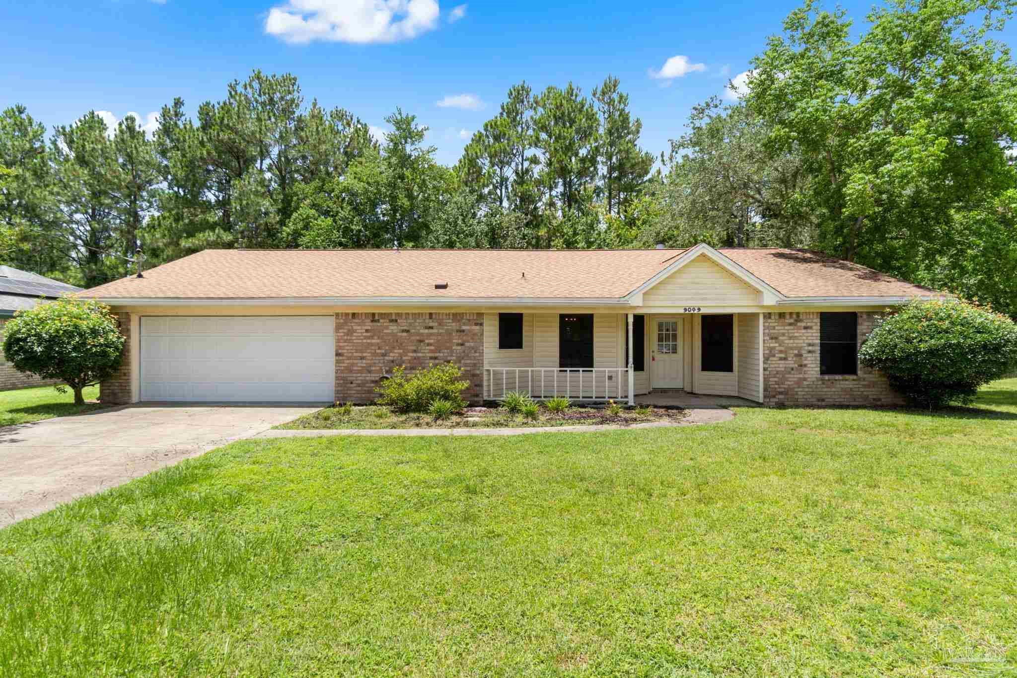 Photos of 9049 Bluebay Ln Pensacola FL 32506