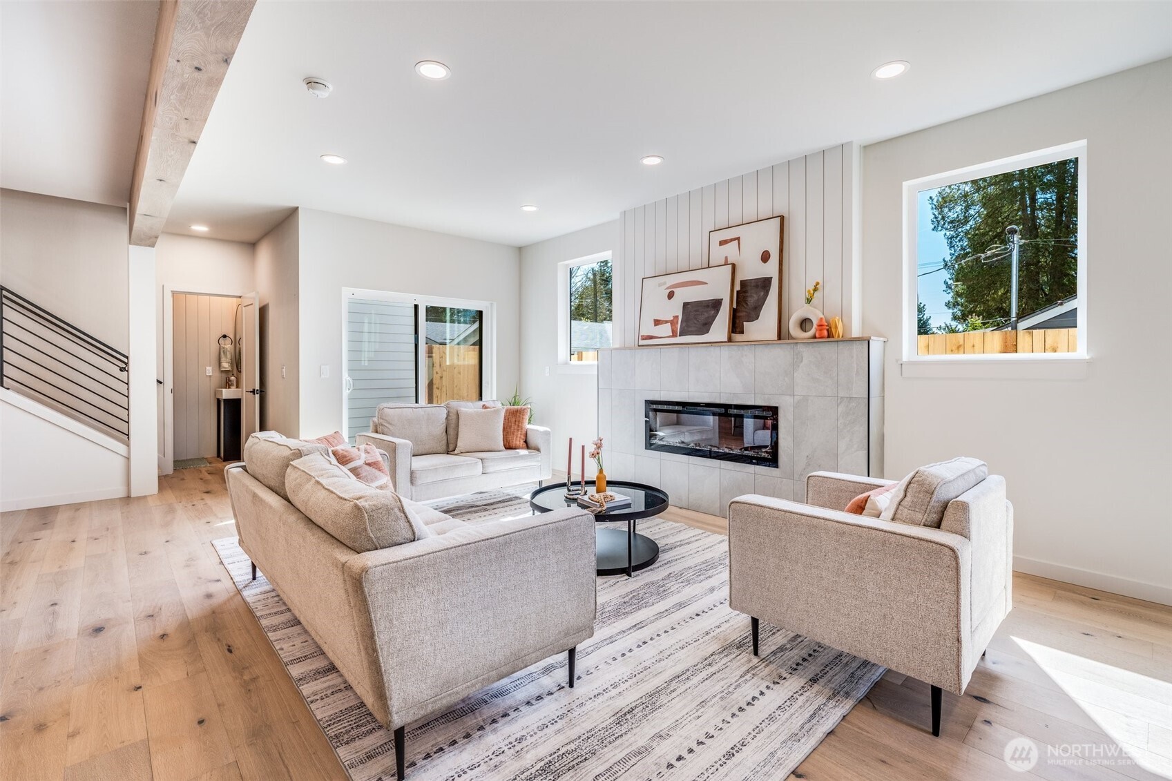 Photos of 12520 2nd Ave NE Seattle WA 98125