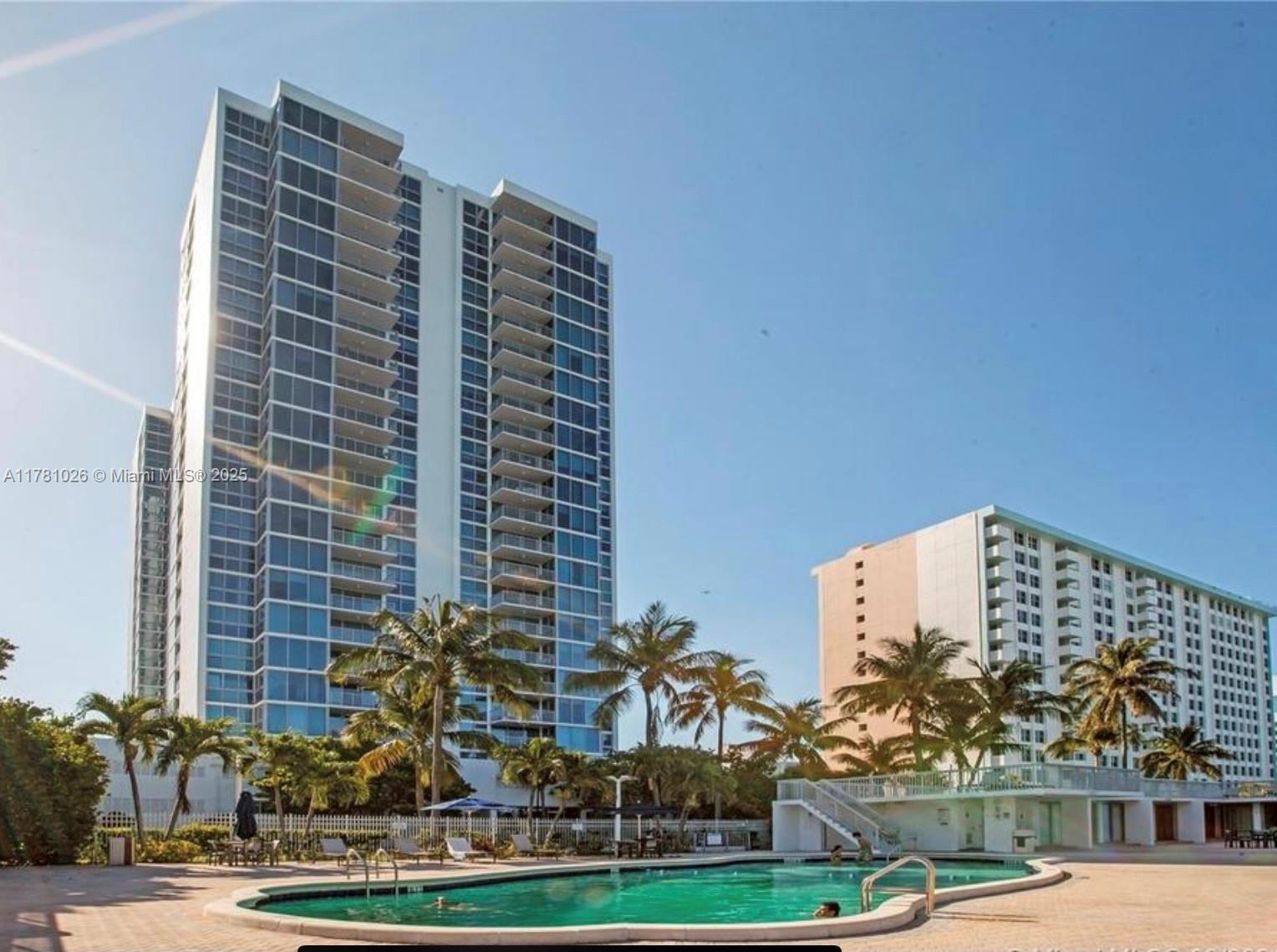 Photos of 2655 Collins Ave Apt 1407 Miami Beach FL 33140
