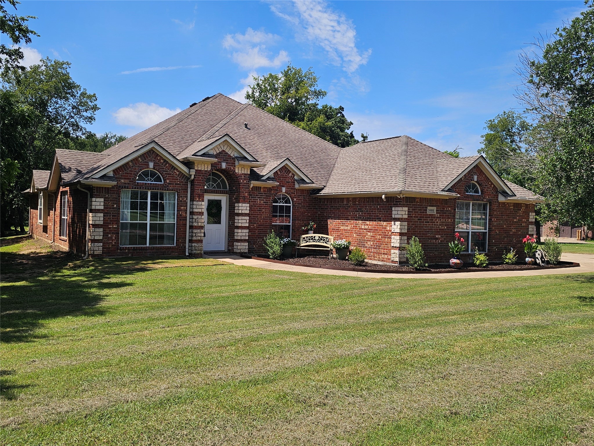 Photos of 3008 Running Brook Dr Joshua TX 76058