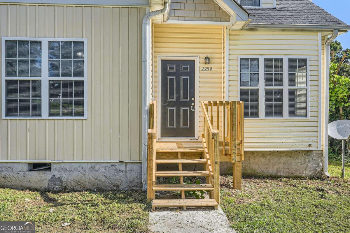 Photos of 2259 Sisk St NW Atlanta GA 30318