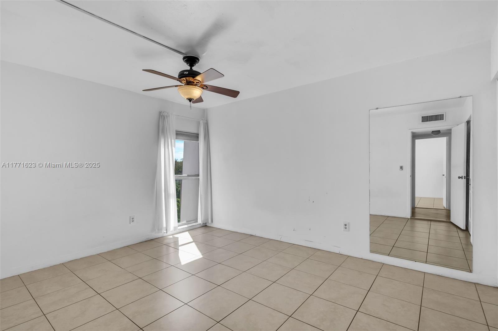 Photos of 2150 SW 16th Ave Apt 406 Miami FL 33145
