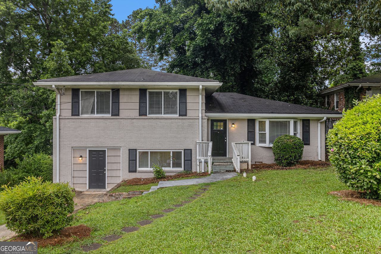 Photos of 2083 Green Forrest Dr Decatur GA 30032