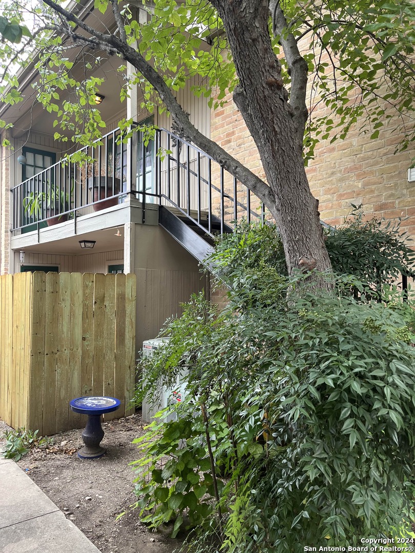 Photos of 7711 Callaghan Rd Apt 609 San Antonio TX 78229