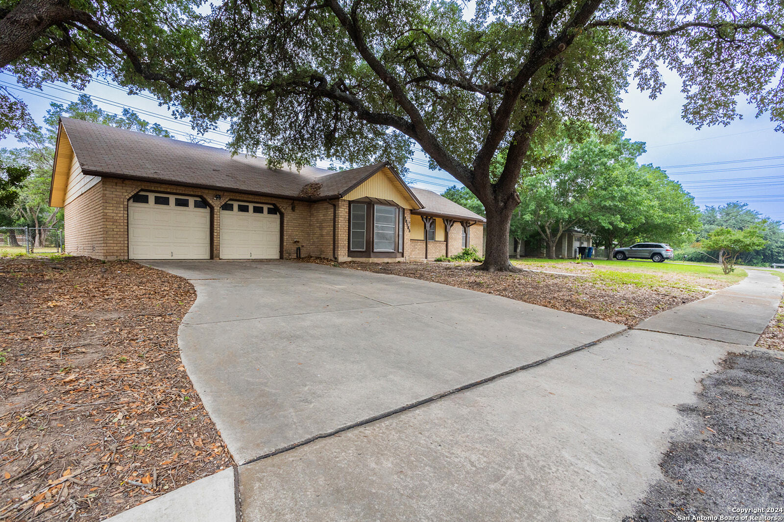 Photos of 10503 Luzon Dr San Antonio TX 78217