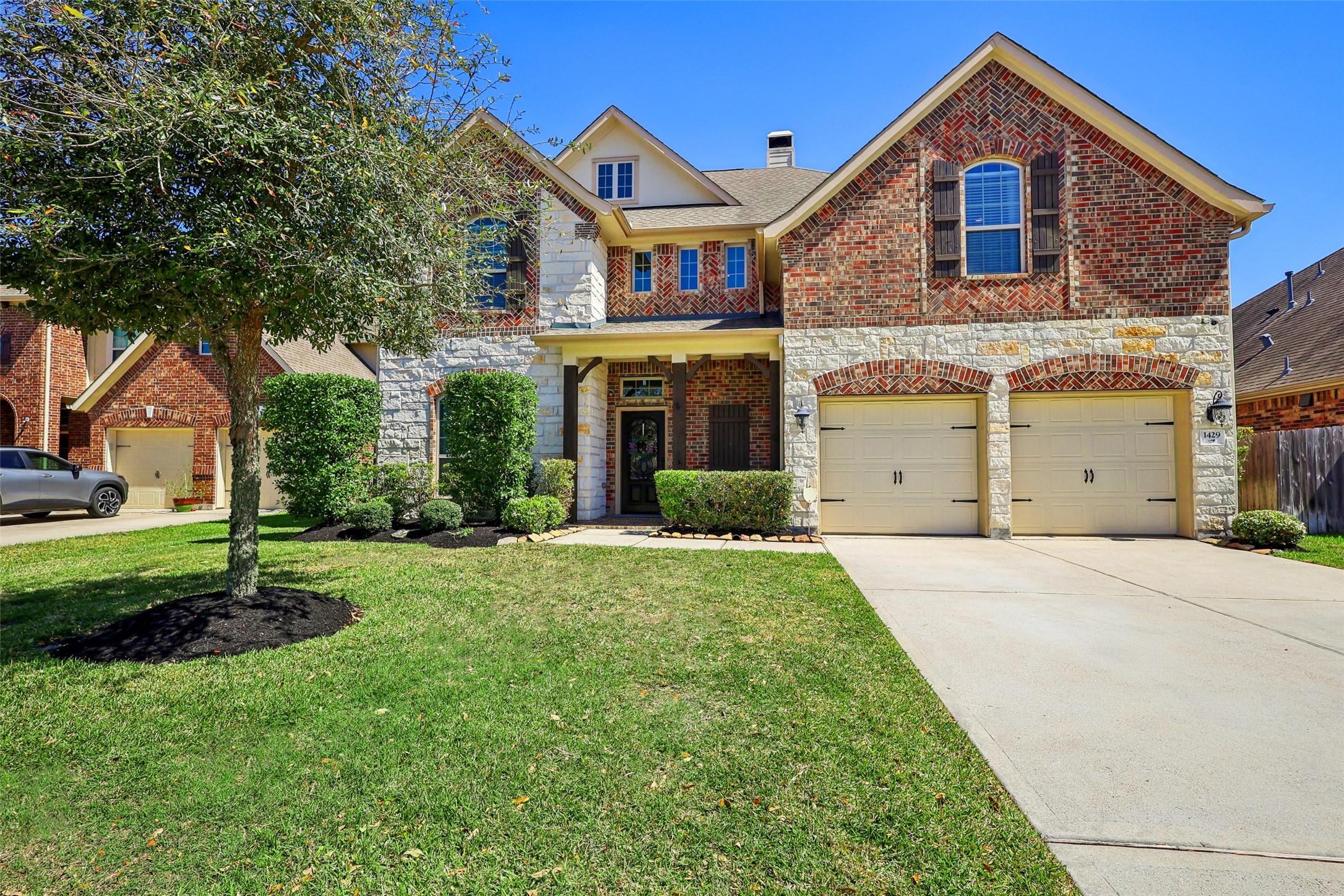 Photos of 1429 Norman Hill Ln League City TX 77573