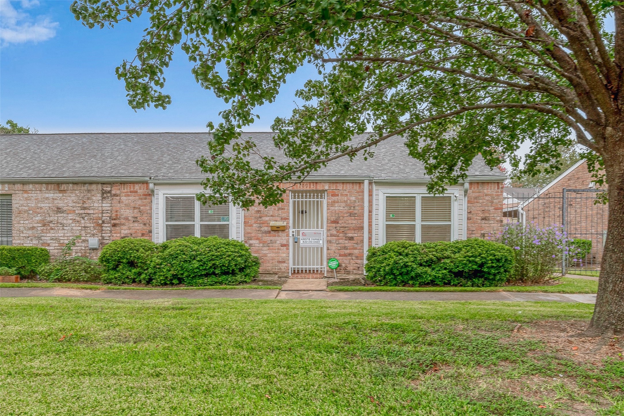 Photos of 10913 Bexley Dr Houston TX 77099
