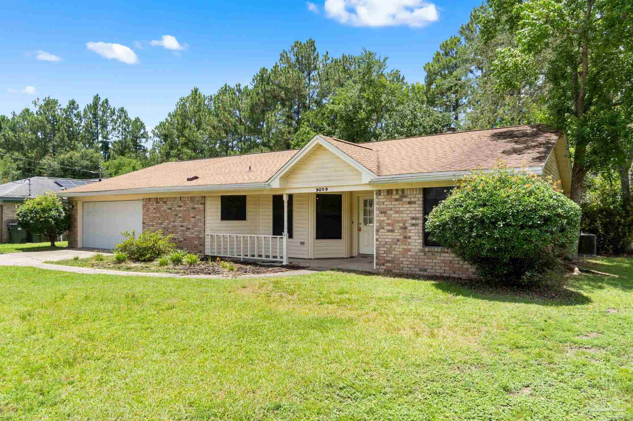 Photos of 9049 Bluebay Ln Pensacola FL 32506