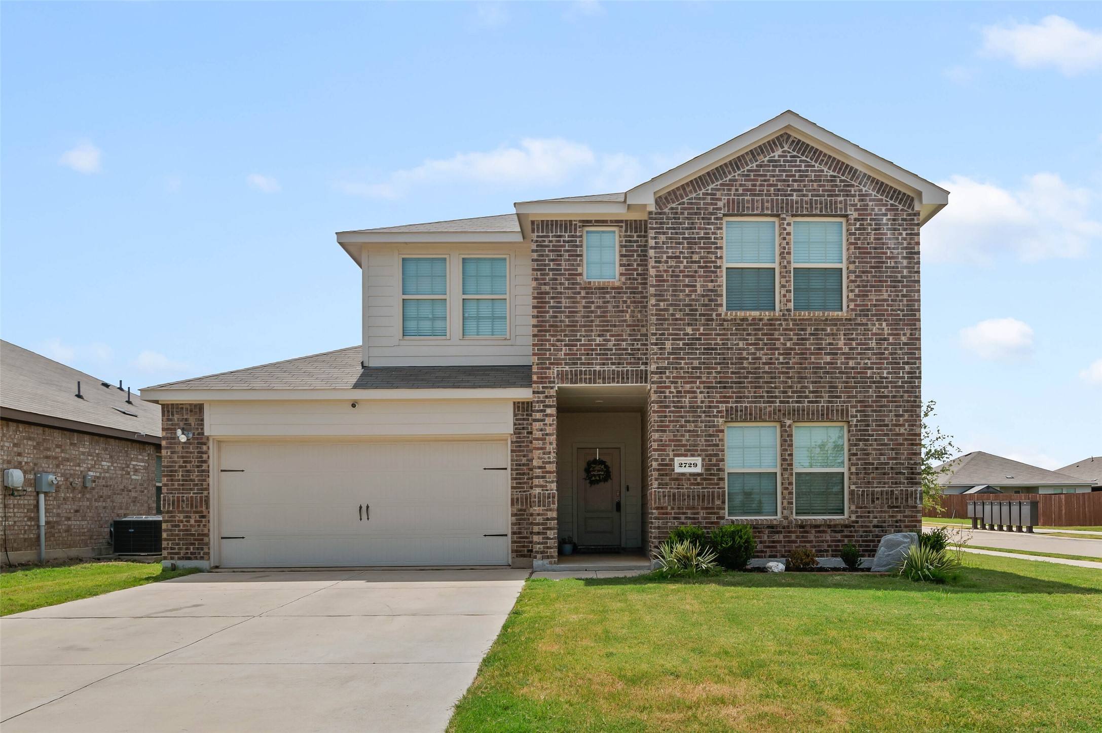 Photos of 2729 Royal Acres Dr Denton TX 76209