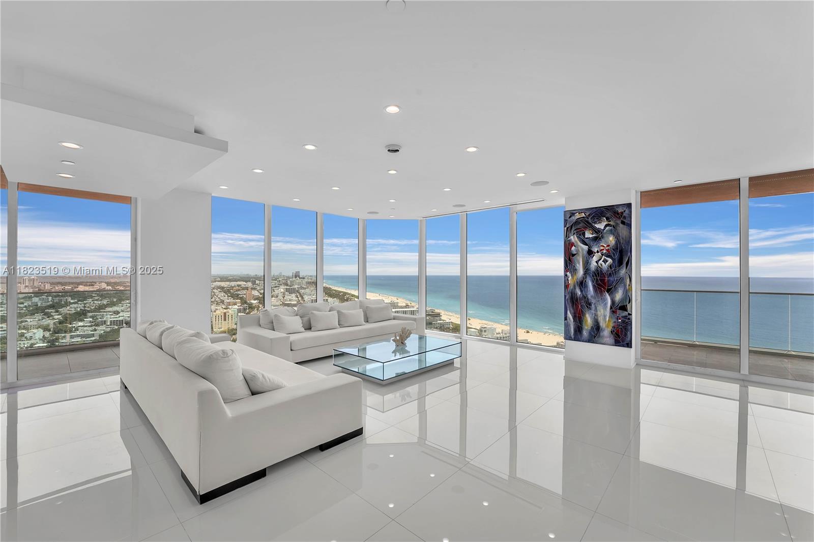 Photos of 300 S Pointe Dr Apt 3405 Miami Beach FL 33139