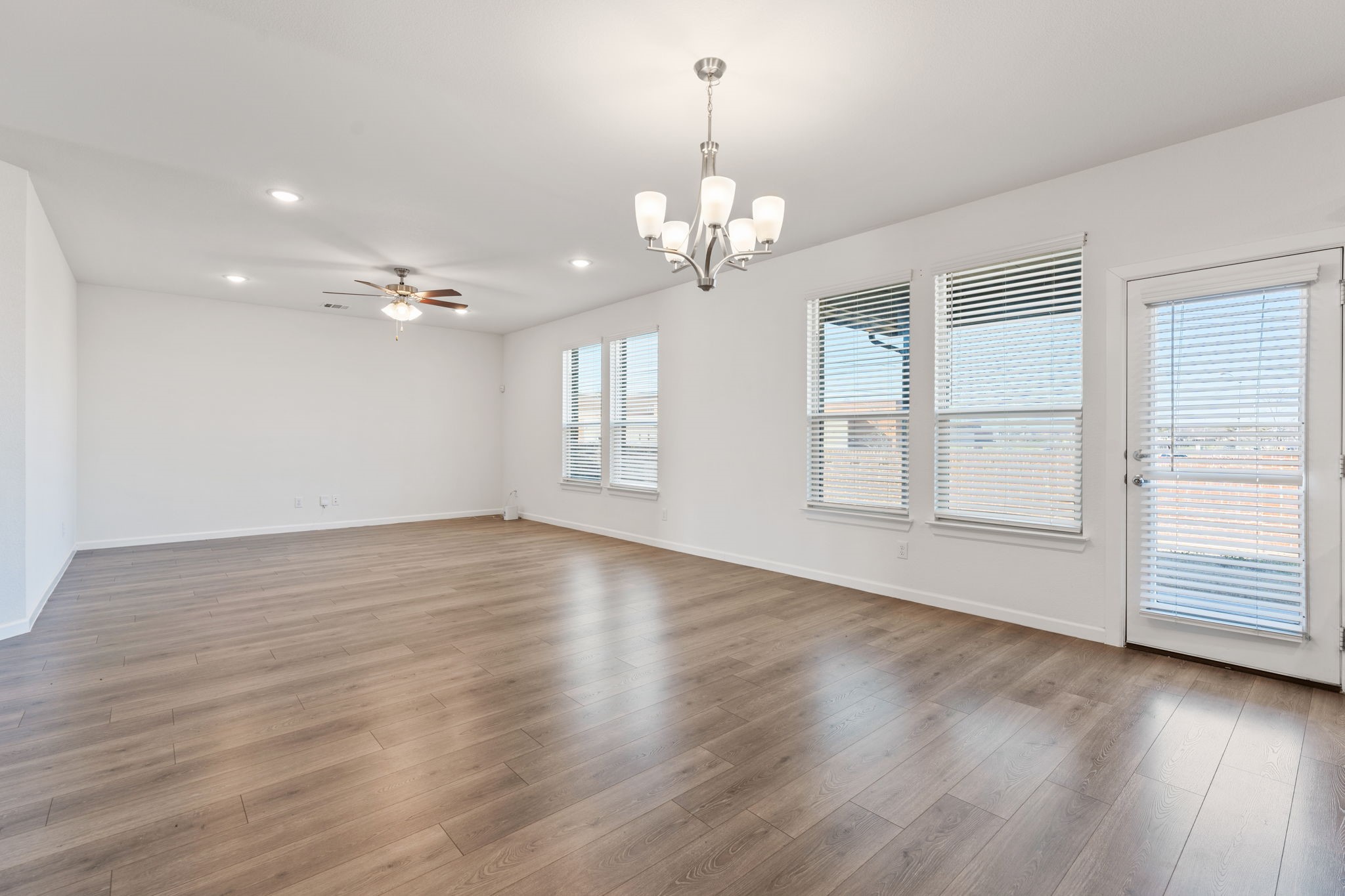 Photos of 4769 Tanglewood Dr Haltom City TX 76137