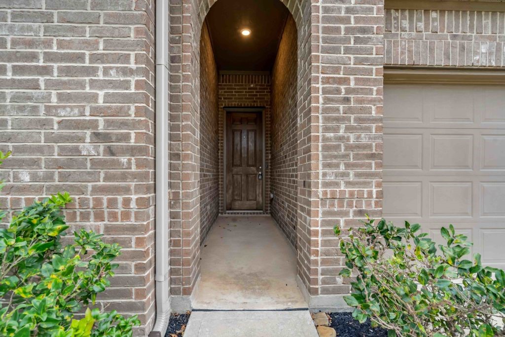 Photos of 15335 Oakheath Colony Ln Houston TX 77044