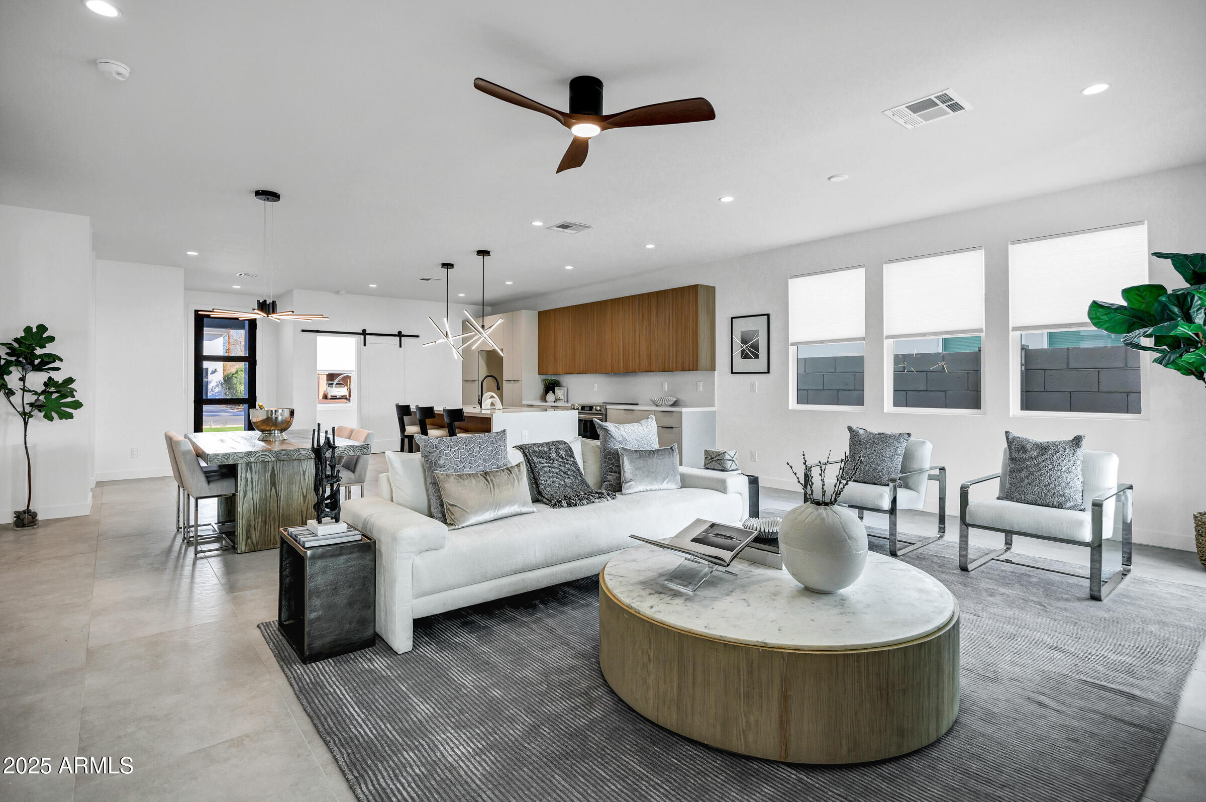 Photos of 2336 N 28th Pl Phoenix AZ 85008
