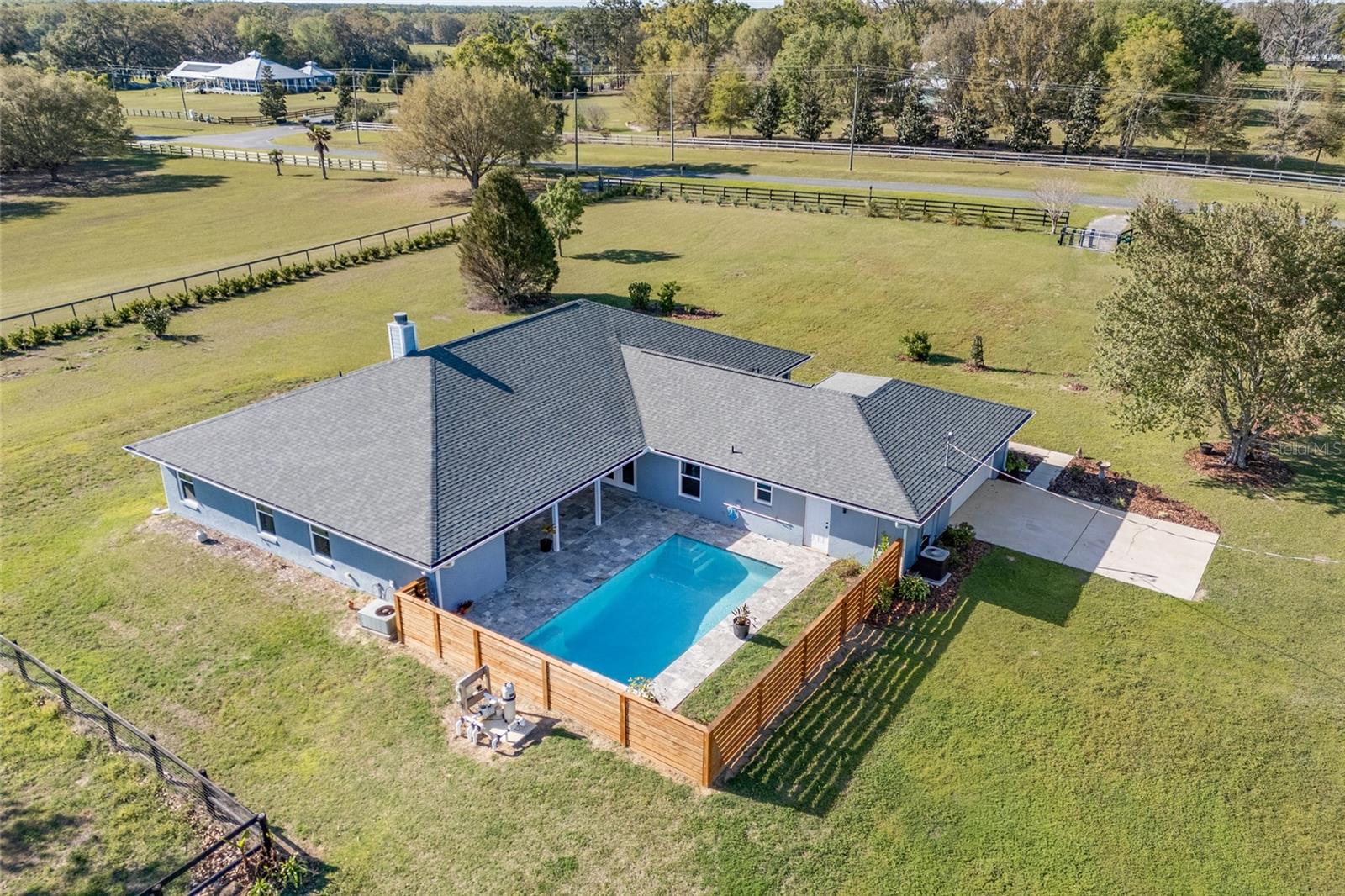 Photos of 23053 NW 142nd Ave High Springs FL 32643