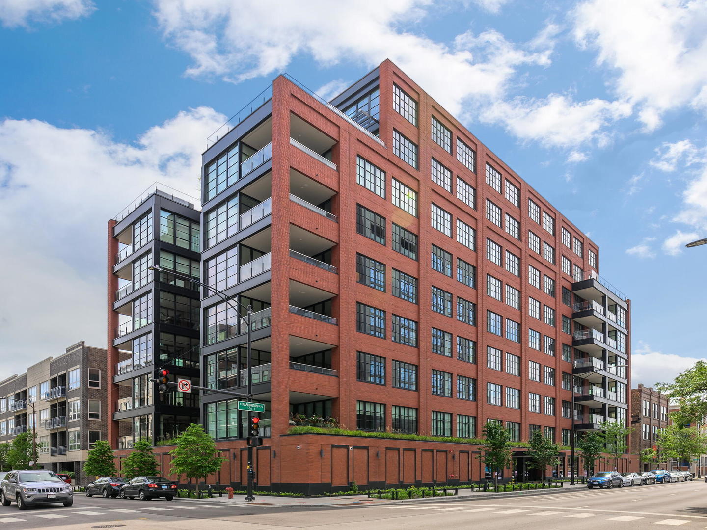 Photos of 1109 W Washington Blvd Apt 7A Chicago IL 60607