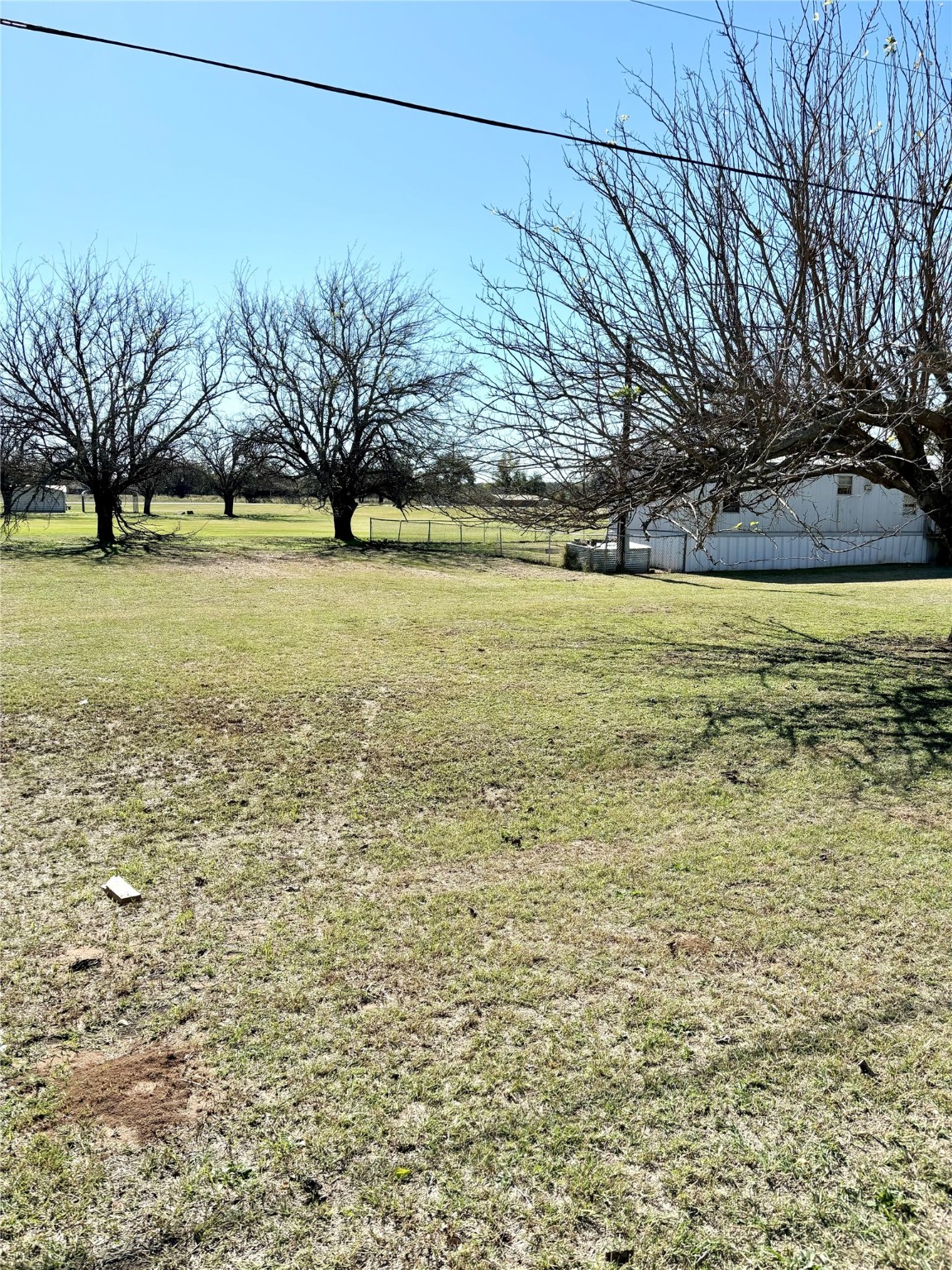 Photos of 7227 Comanche Trl Weatherford TX 76087
