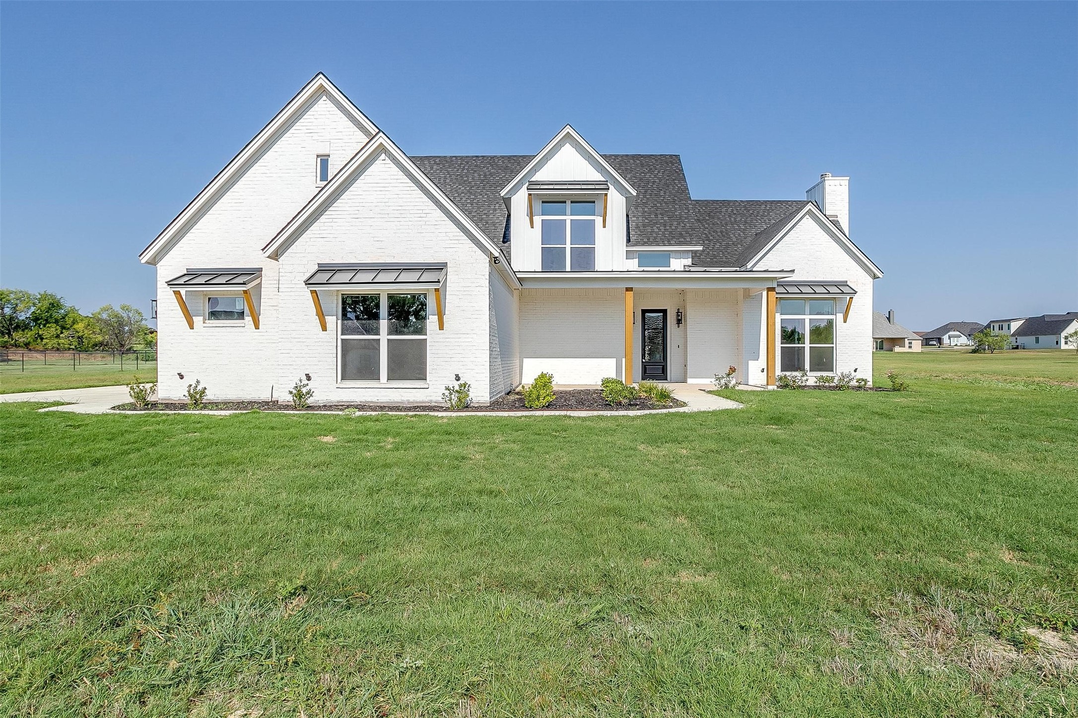 Photos of 138 Buddy Ct Millsap TX 76066