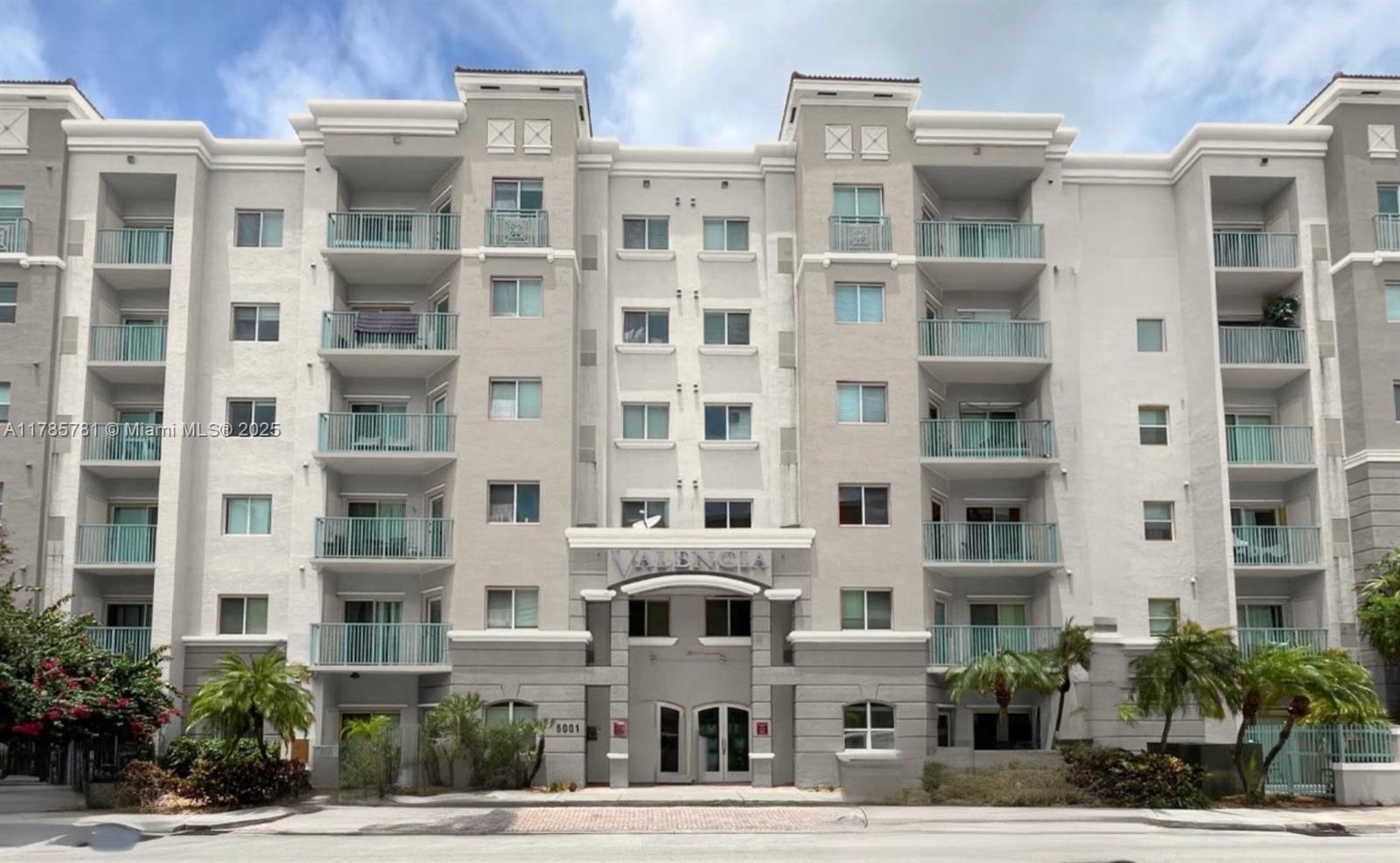 Photos of 6001 SW 70th St Apt 413 South Miami FL 33143