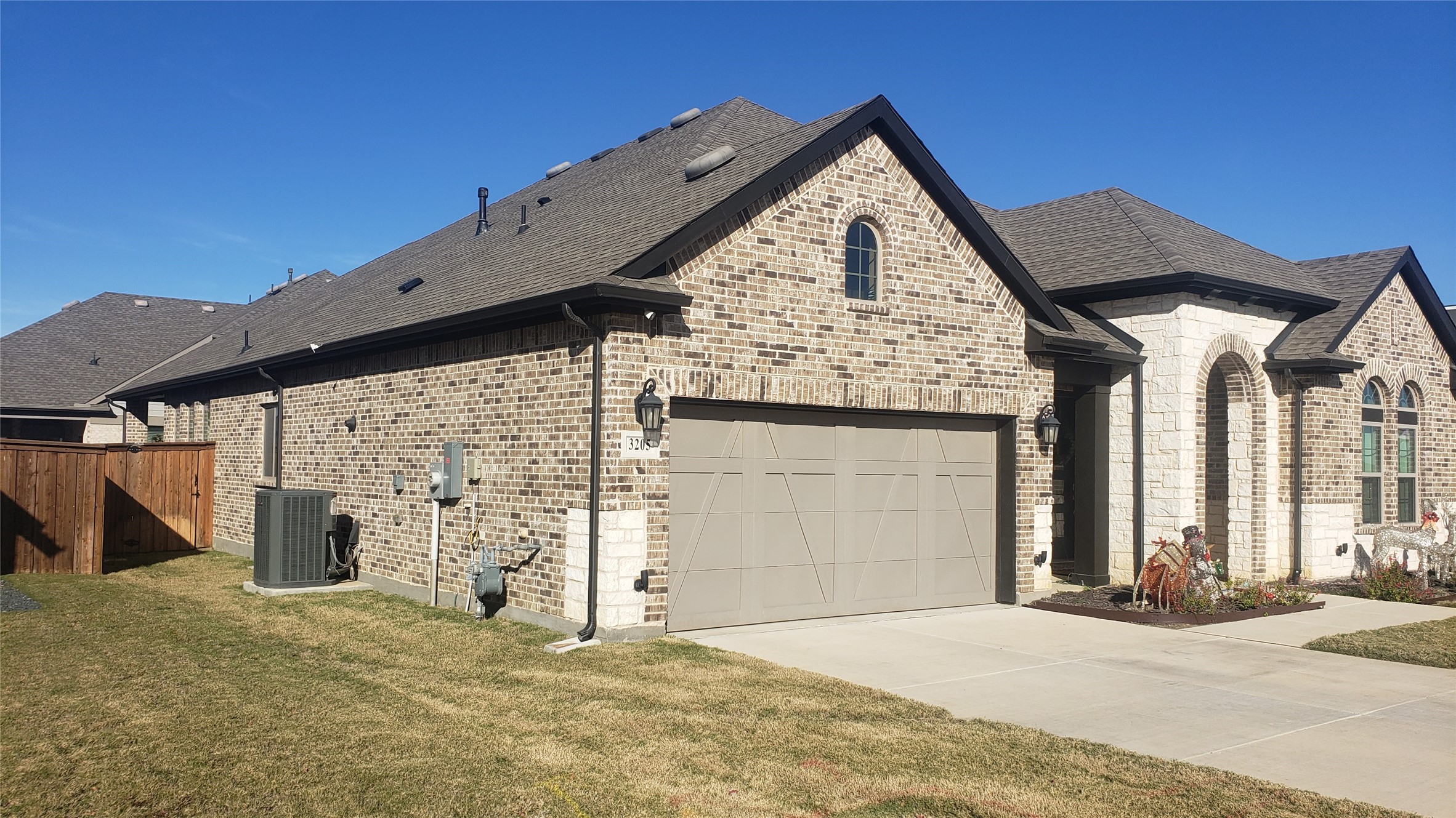 Photos of 3205 Julian St Mansfield TX 76063
