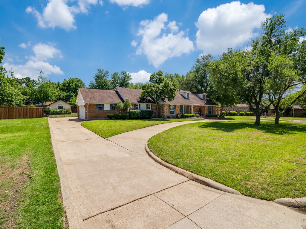 Photos of 7 Carl Lee Cir Terrell TX 75160