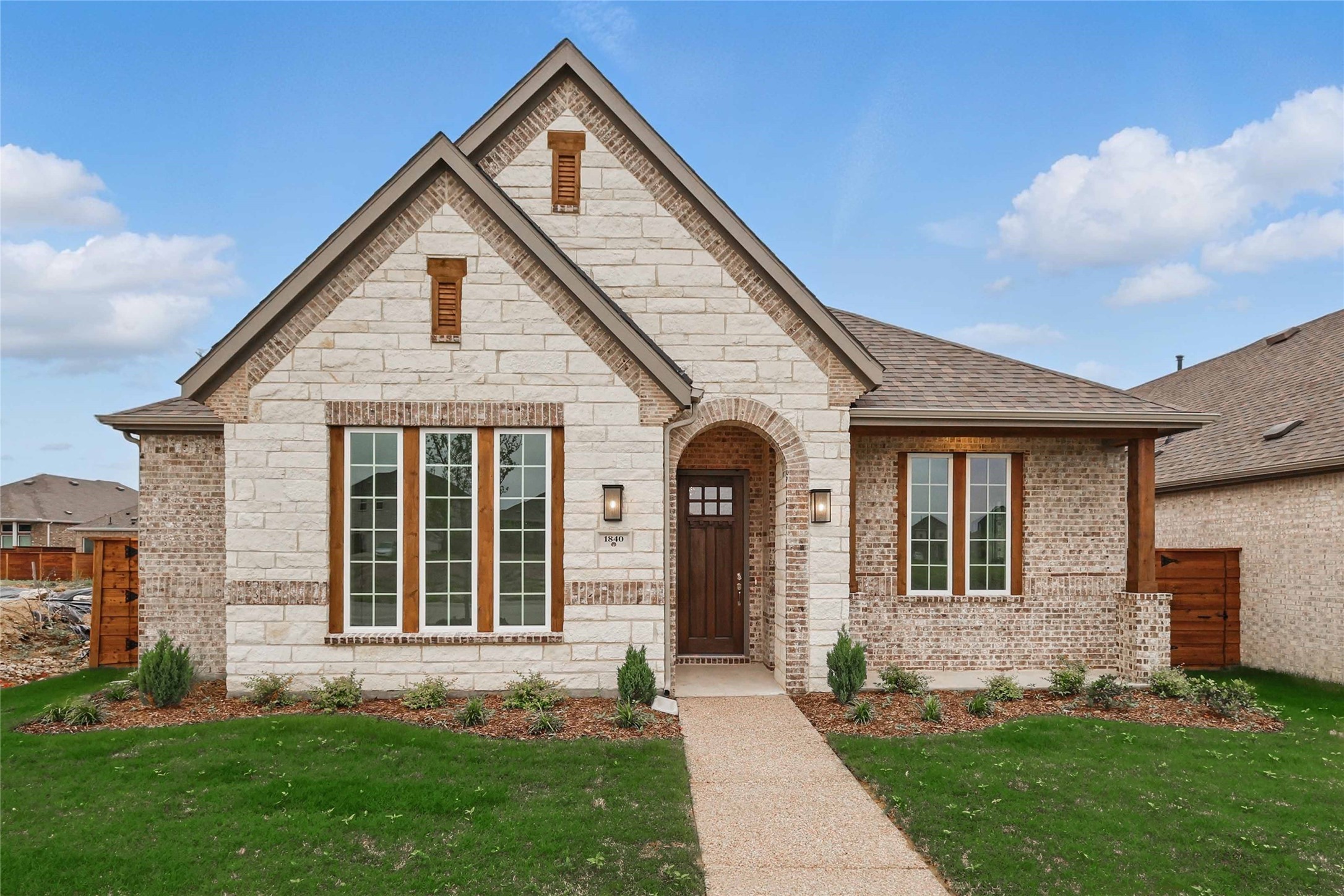 Photos of 1840 Acorn Creek Cir Mesquite TX 75181