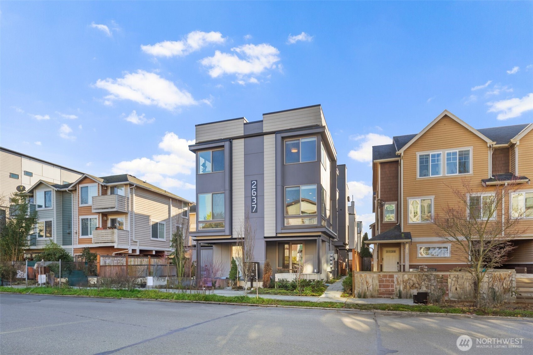 Photos of 2637 NW 59th St Unit G Seattle WA 98107