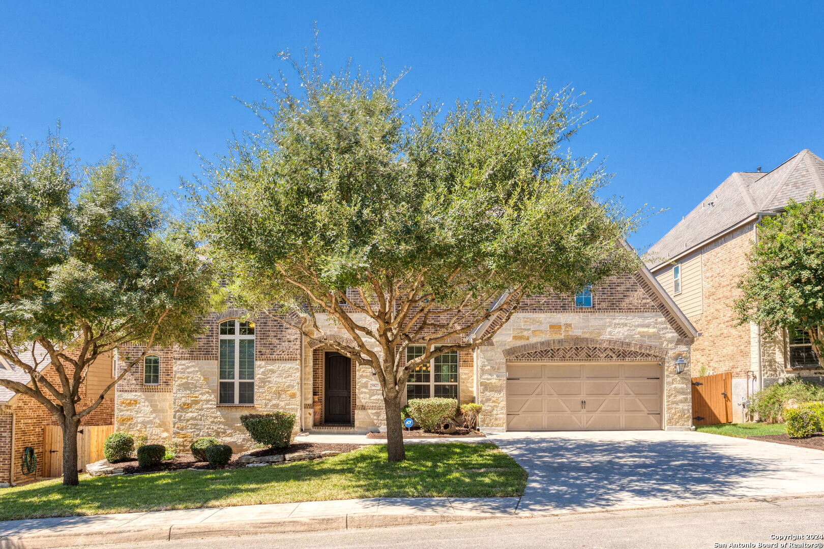 Photos of 25827 Enchanted Dawn San Antonio TX 78255